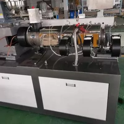 Extruder វីសតែមួយ